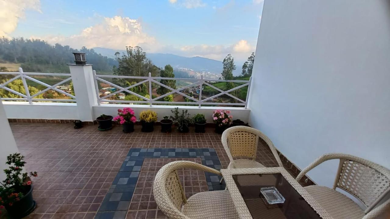Orchard Valley View Ooty Buitenkant foto