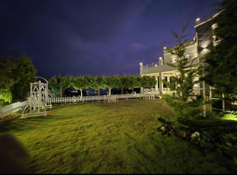 Orchard Valley View Ooty Buitenkant foto